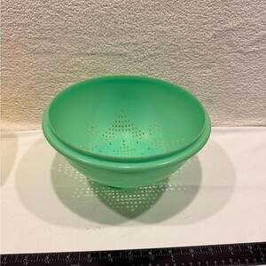 VTG Tupperware Mint Green Perforated Mixing Bowl Colander
